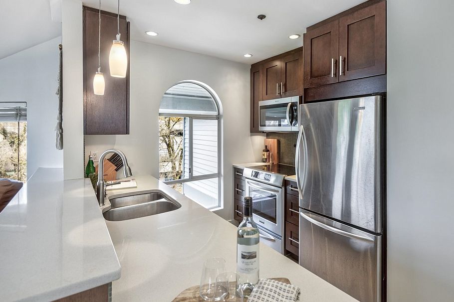 406 888 W 13th Avenue Vancouver, BC - 12