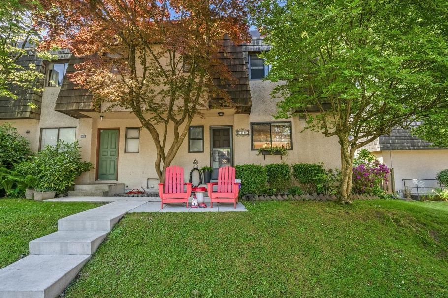 1106 Premier Street North Vancouver, BC - 1