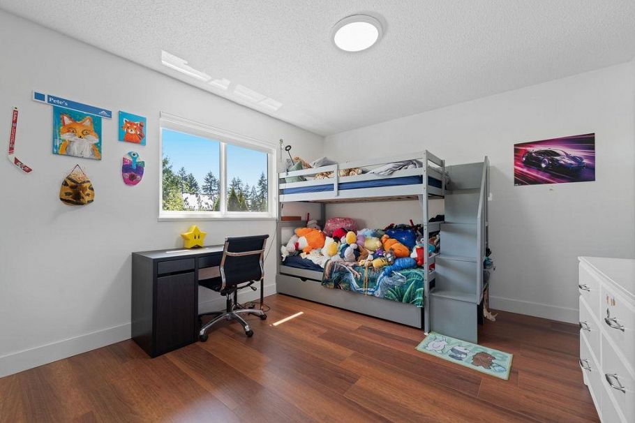 707 E Braemar Road North Vancouver, BC - 20