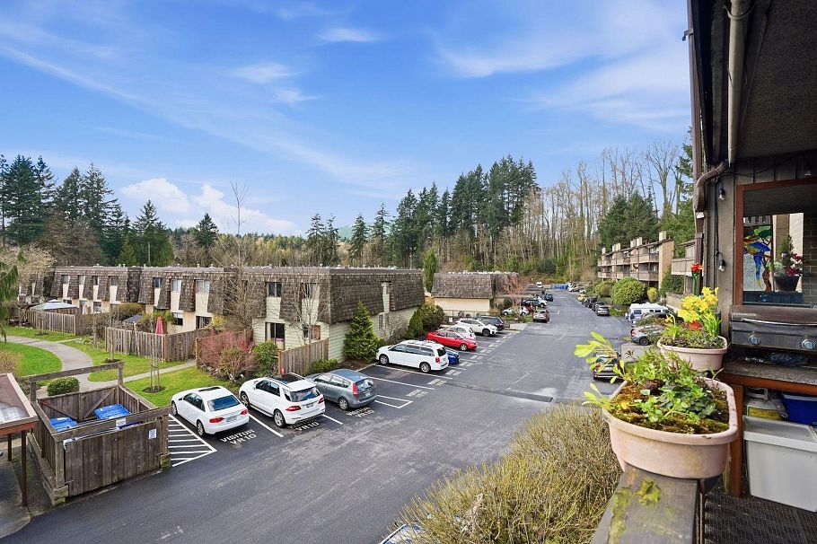 1021 Old Lillooet Road North Vancouver, BC - 37