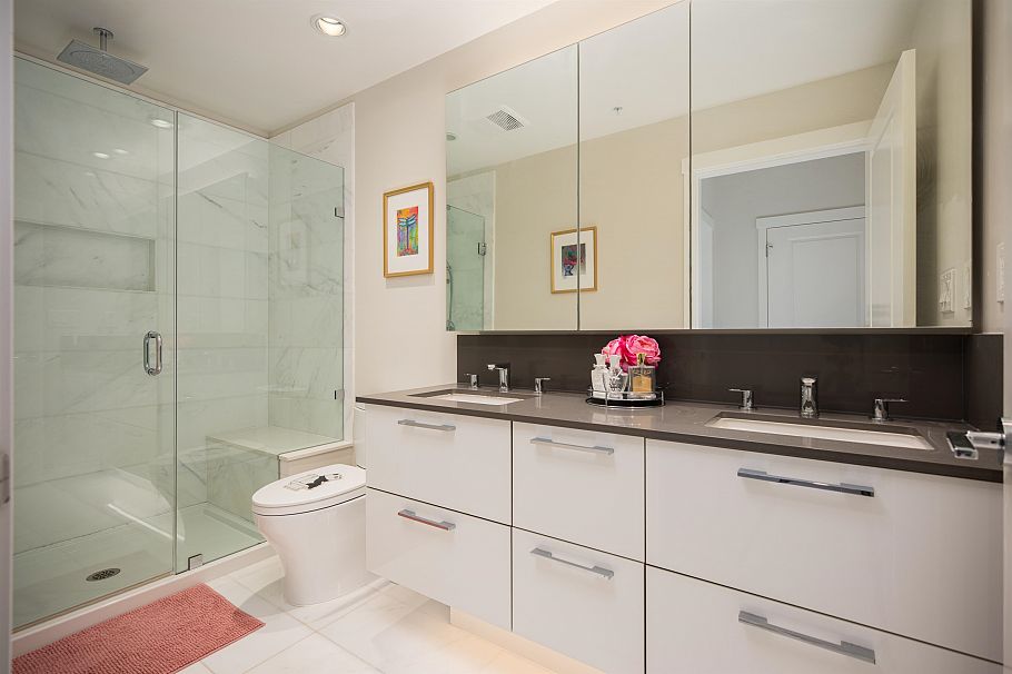 1307 3487 Binning Road Vancouver, BC - 19