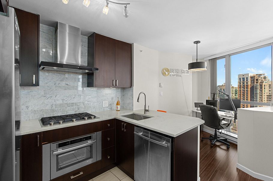 2410 501 Pacific Street Vancouver, BC - 10
