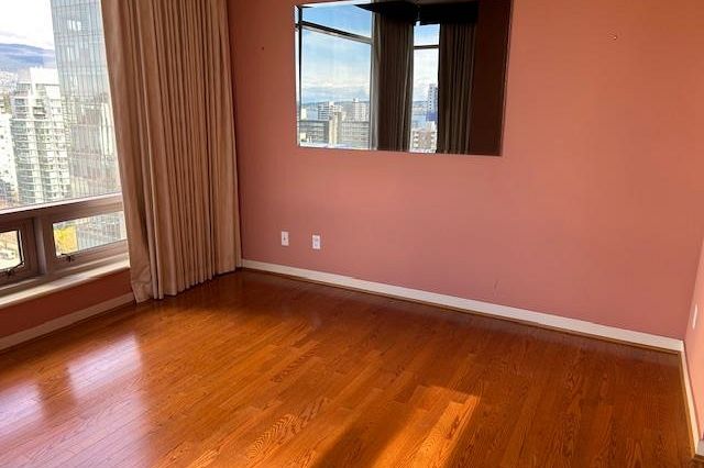 13C 1500 Alberni Street Vancouver, BC - 20