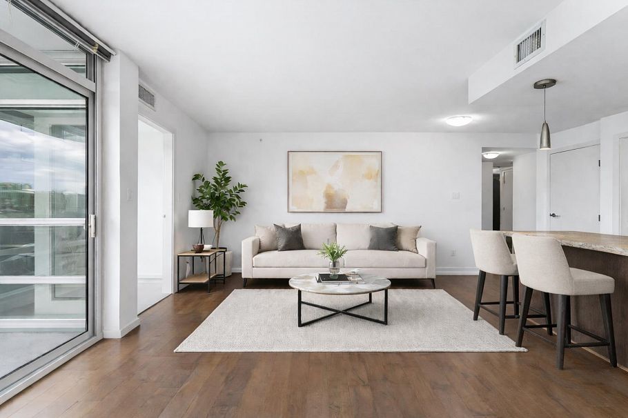 503 89 W 2nd Avenue Vancouver, BC - 1