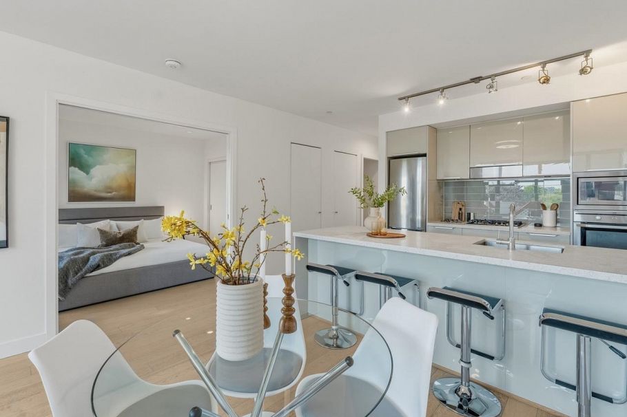 403 71 E Pender Street Vancouver, BC - 11