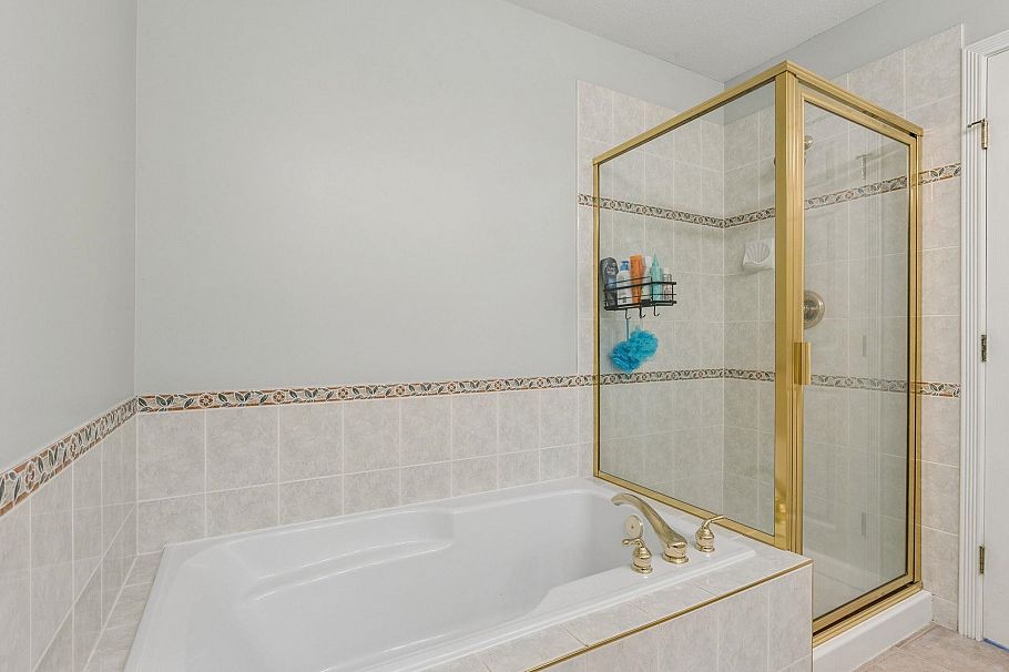 3 222 E 5th Street North Vancouver, BC - 26