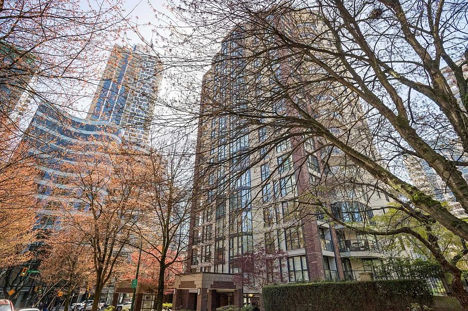 1604 1010 Burnaby Street Vancouver, BC - 31