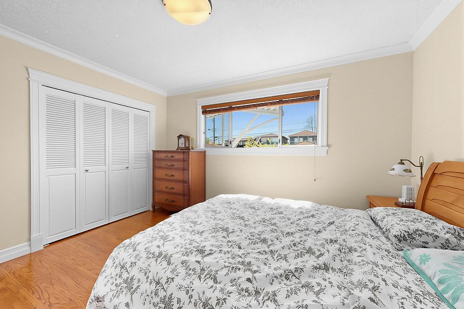2166 E 39th Avenue Vancouver, BC - 19