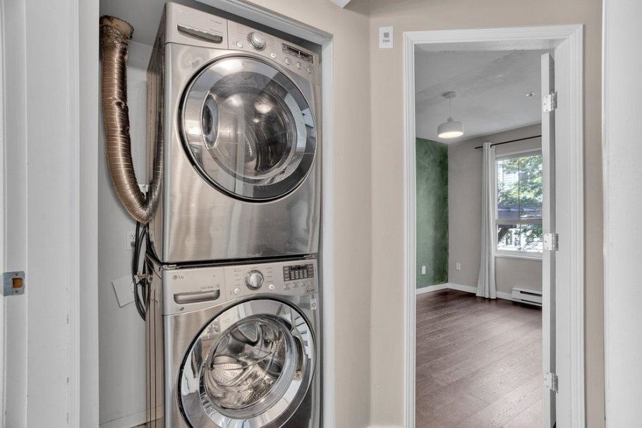 26 2375 W Broadway Vancouver, BC - 21