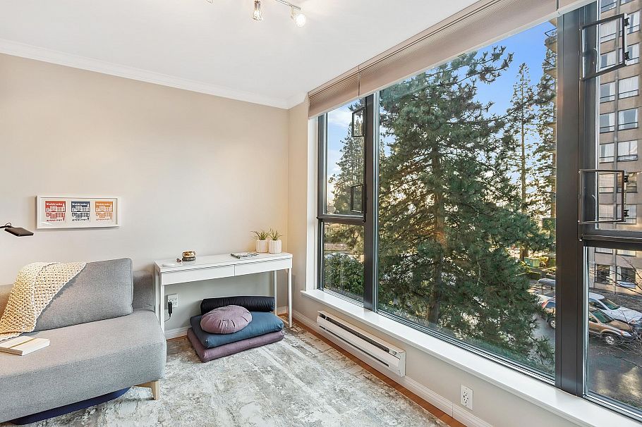 206 175 E 10th Street North Vancouver, BC - 5