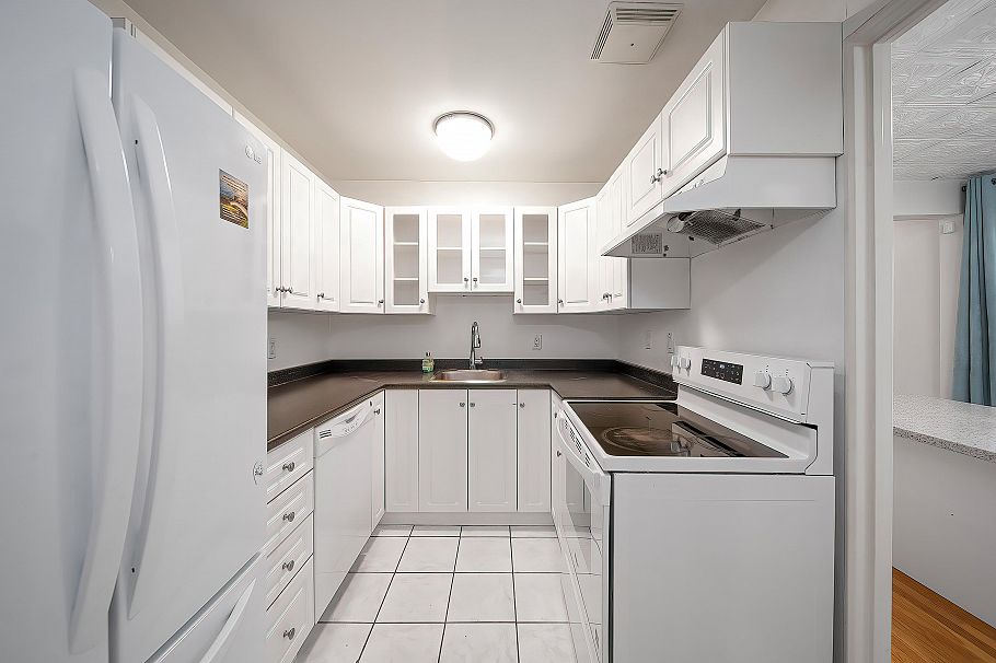 750 Westview Crescent Vancouver, BC - 13