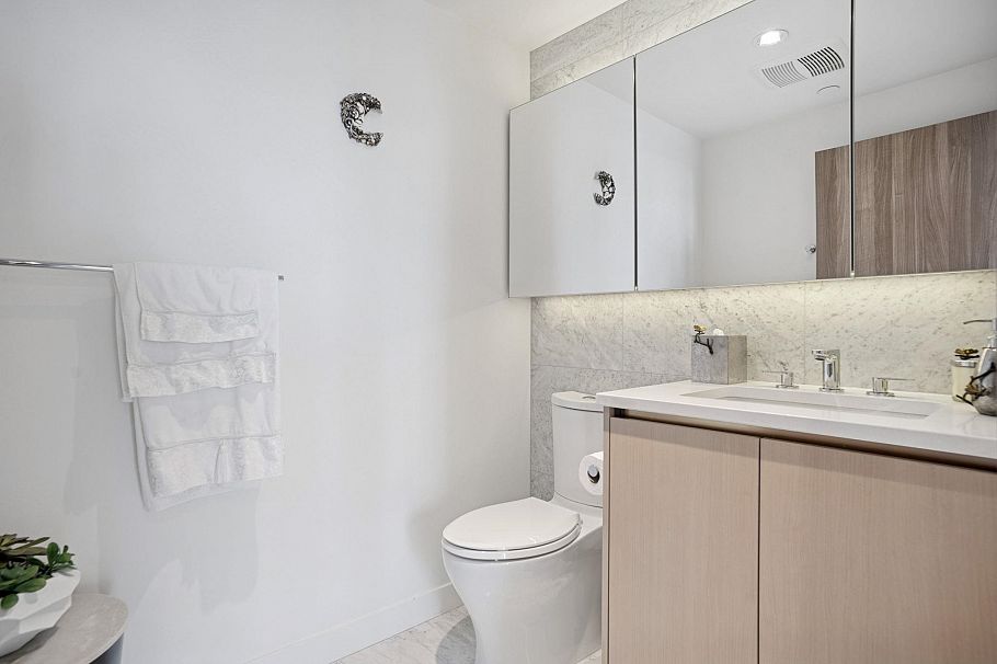 2618 89 Nelson Street Vancouver, BC - 16