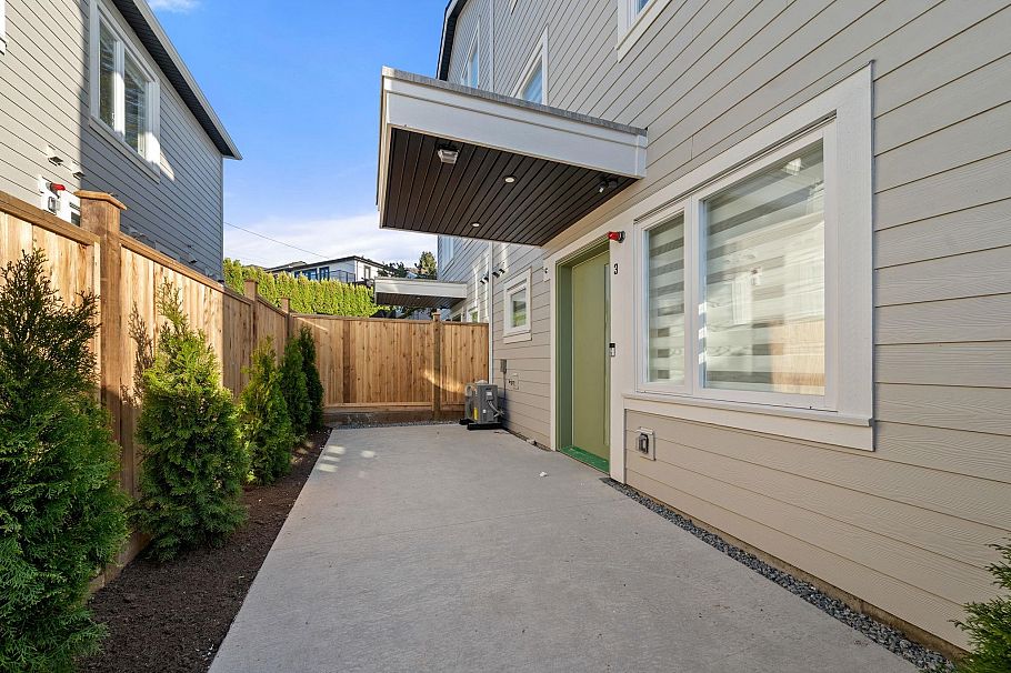 1 3583 Haida Street Vancouver, BC - 40
