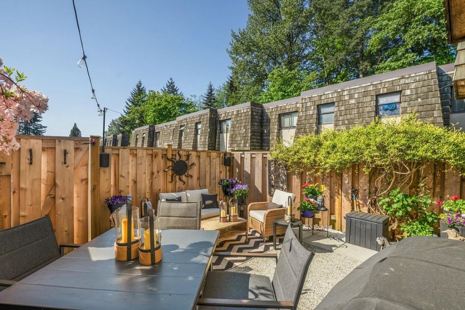 1106 Premier Street North Vancouver, BC - 20