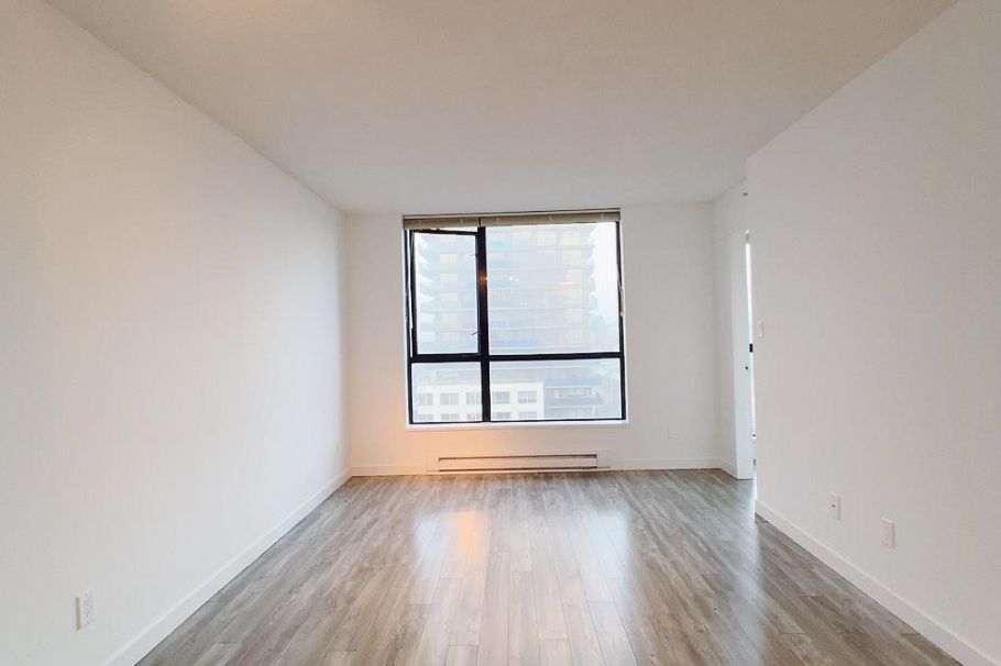 806 3438 Vanness Avenue Vancouver, BC - 1