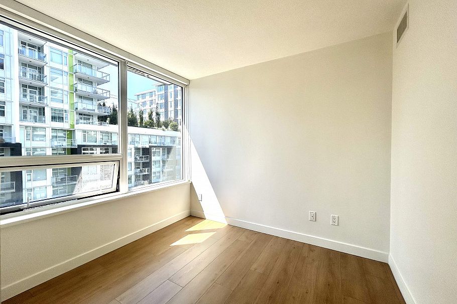 1003 8833 Hazelbridge Way Richmond, BC - 11