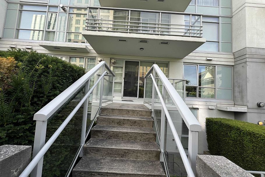201 6080 Iona Drive Vancouver, BC - 1