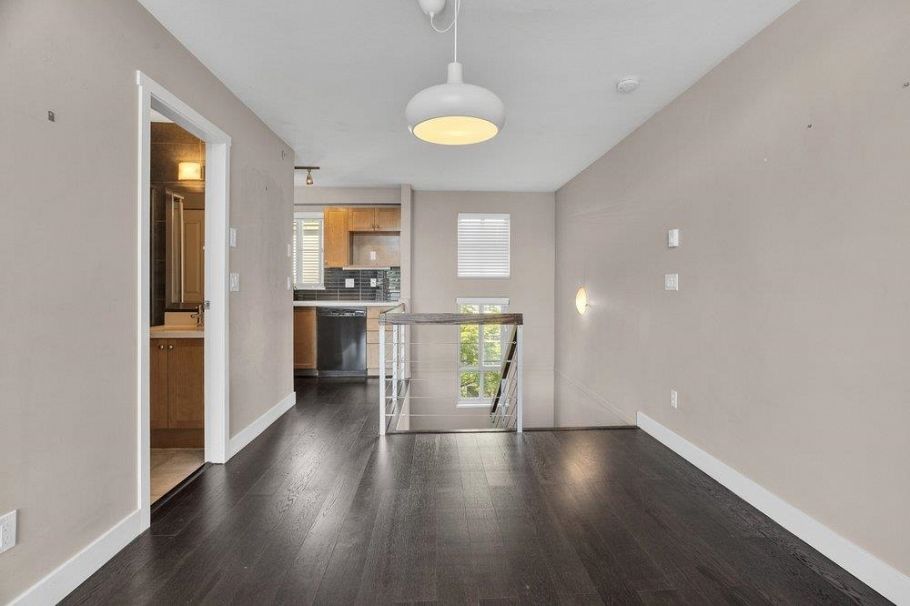 26 2375 W Broadway Vancouver, BC - 14