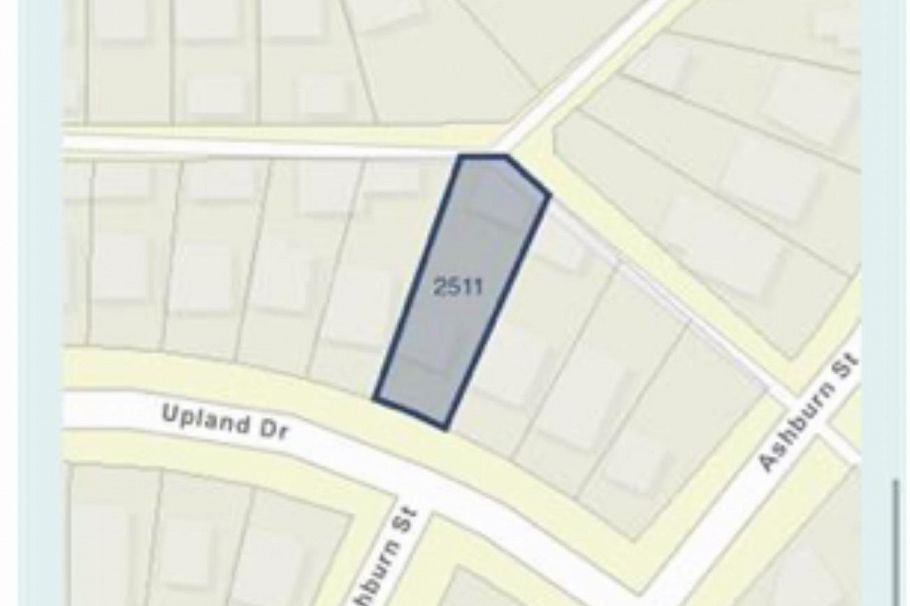 2511 Upland Drive Vancouver, BC - 12