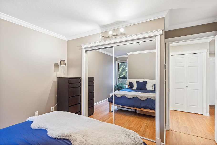 206 175 E 10th Street North Vancouver, BC - 16