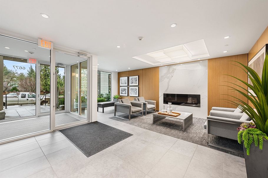 111 6677 Cambie Street Vancouver, BC - 13