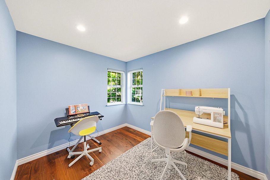 4063 Shone Road North Vancouver, BC - 25