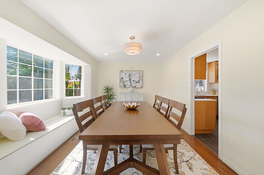4063 Shone Road North Vancouver, BC - 7