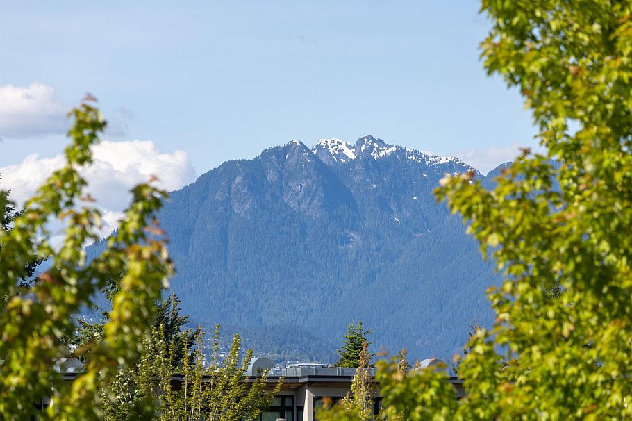 309 3668 W 10th Avenue Vancouver, BC - 30