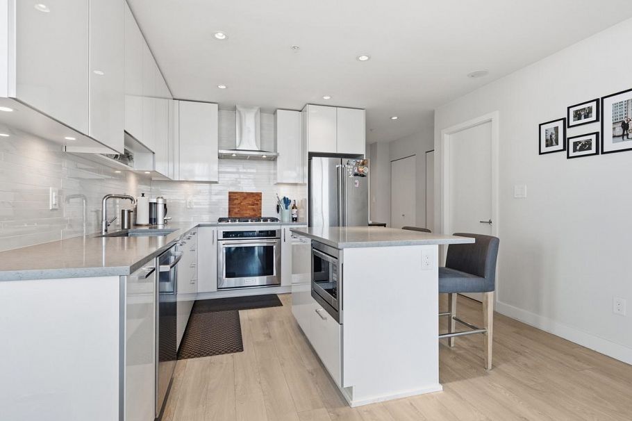 2702 1788 Gilmore Avenue Burnaby, BC - 3
