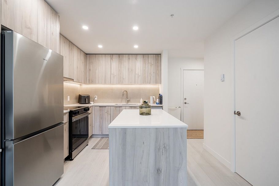317 3594 Malsum Drive North Vancouver, BC - 21