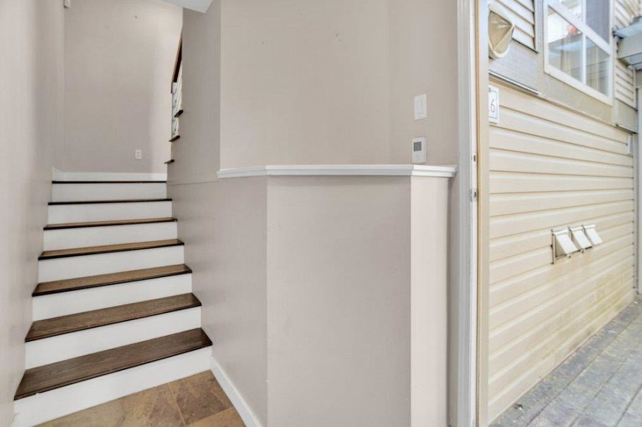 26 2375 W Broadway Vancouver, BC - 25