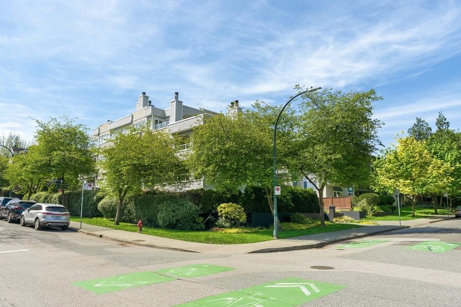 103 2110 York Avenue Vancouver, BC - 25
