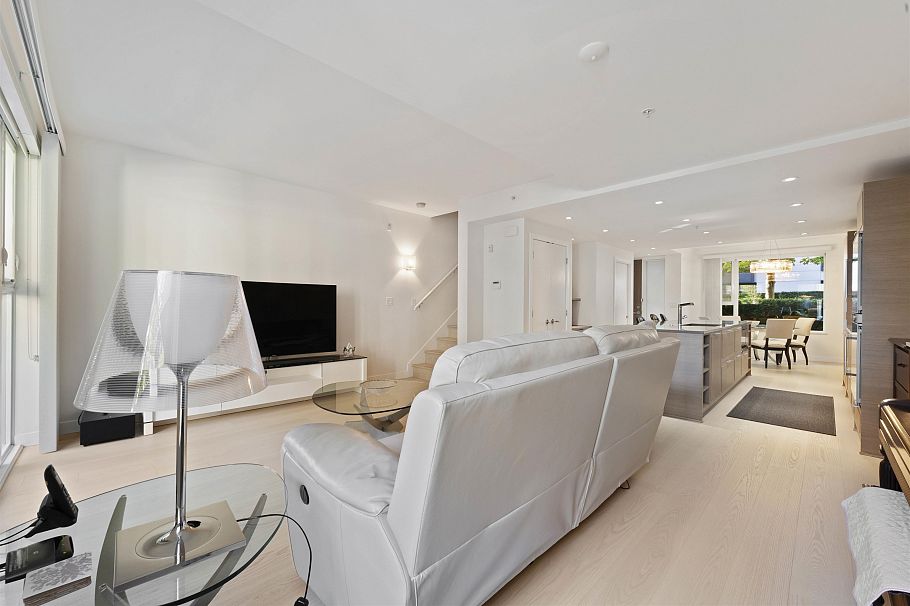 1512 Atlas Lane Vancouver, BC - 16