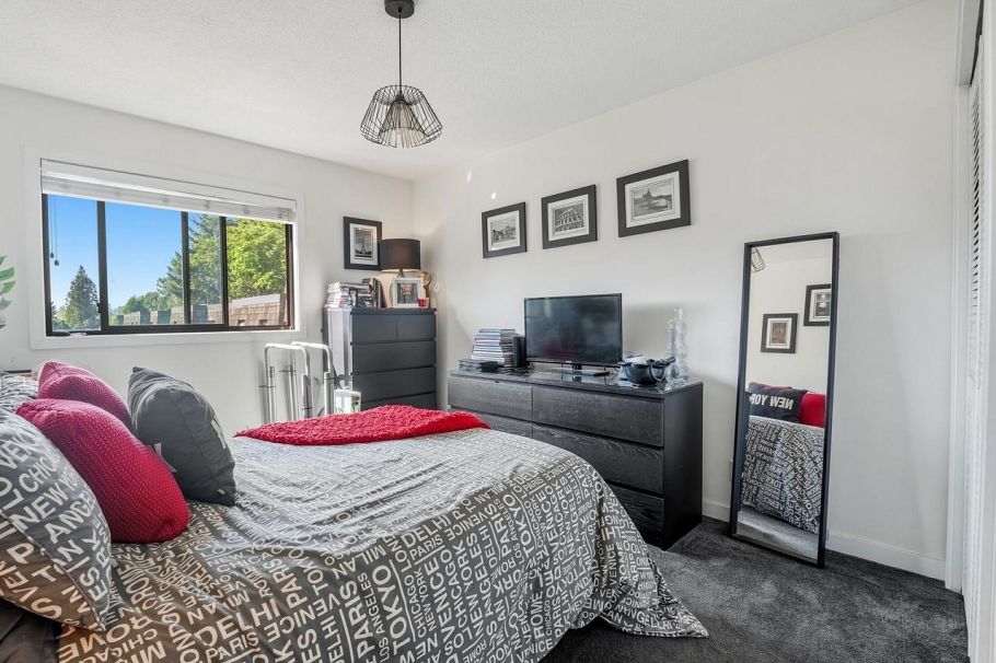 1106 Premier Street North Vancouver, BC - 12