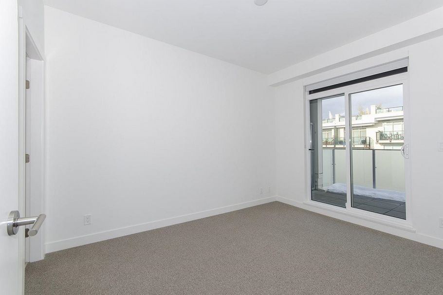 315 711 W 14th Street North Vancouver, BC - 7