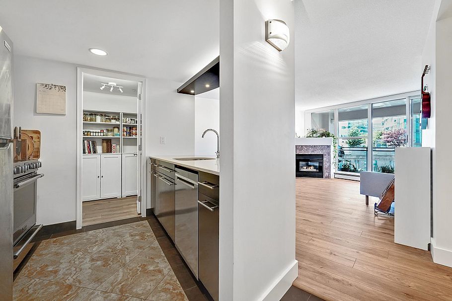 306 183 Keefer Place Vancouver, BC - 8