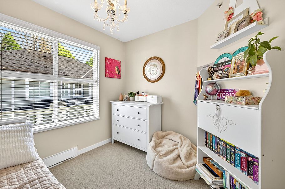 8527 Aquitania Place Vancouver, BC - 24