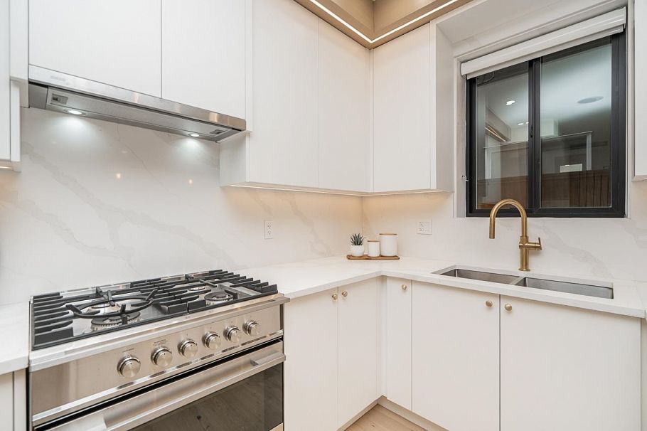 1 150 E 51st Avenue Vancouver, BC - 14