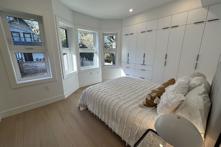 3383 Victoria Drive Vancouver, BC - 20