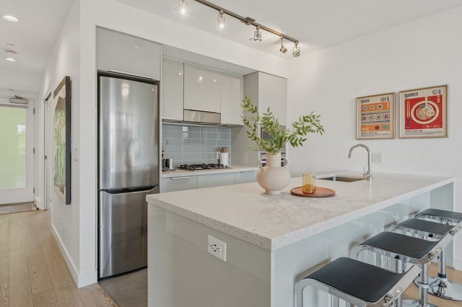 403 71 E Pender Street Vancouver, BC - 13
