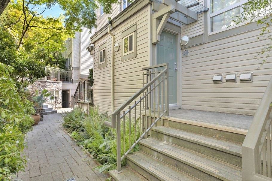 26 2375 W Broadway Vancouver, BC - 27