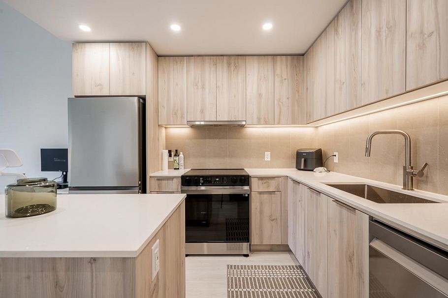 317 3594 Malsum Drive North Vancouver, BC - 24