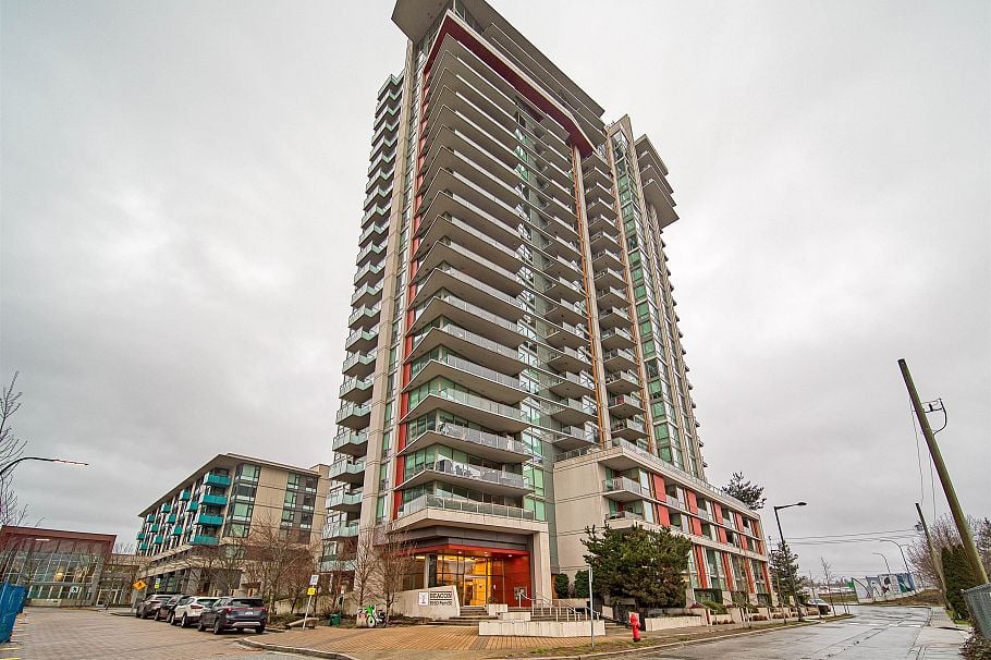 1107 1550 Fern Street North Vancouver, BC - 1