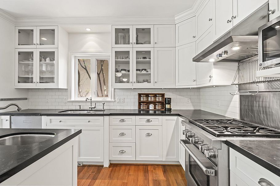 125 W 39th Avenue Vancouver, BC - 13