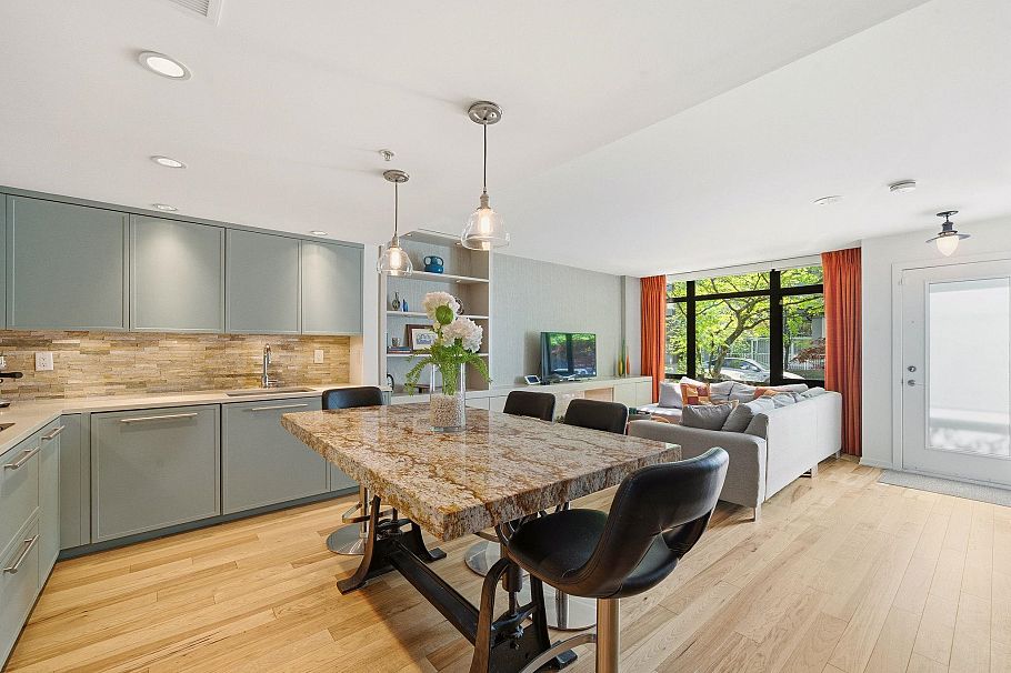 1259 Richards Street Vancouver, BC - 13