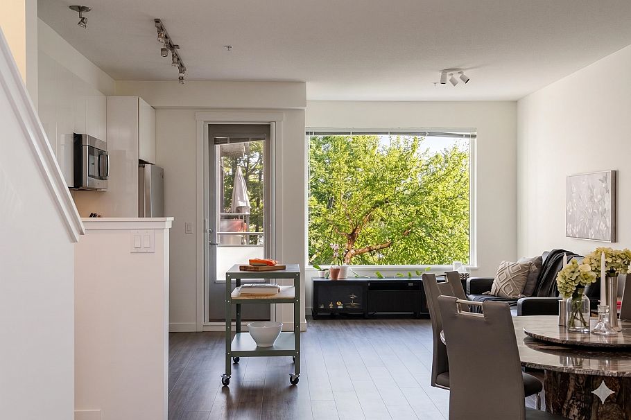 301 3138 Riverwalk Avenue Vancouver, BC - 4