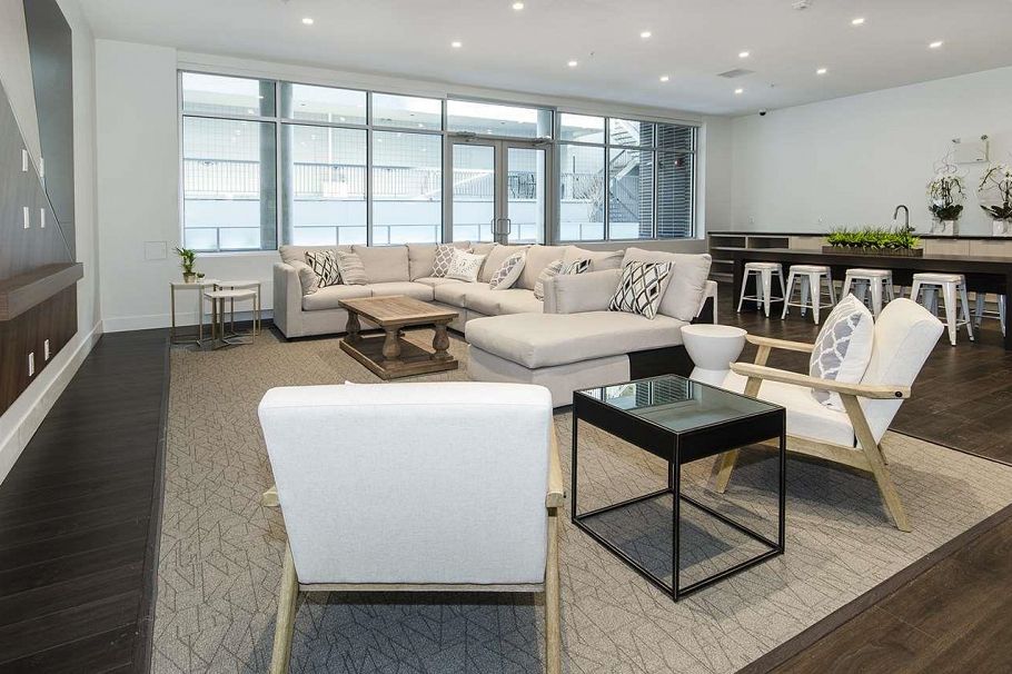 315 711 W 14th Street North Vancouver, BC - 14