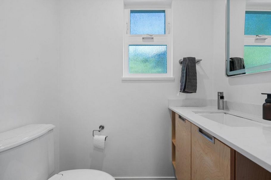 707 E Braemar Road North Vancouver, BC - 13
