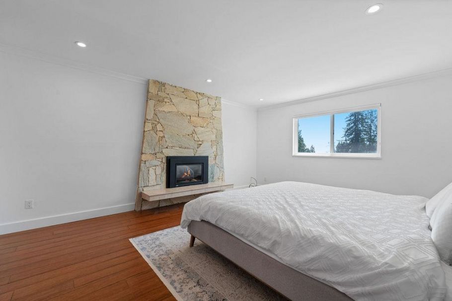 707 E Braemar Road North Vancouver, BC - 14