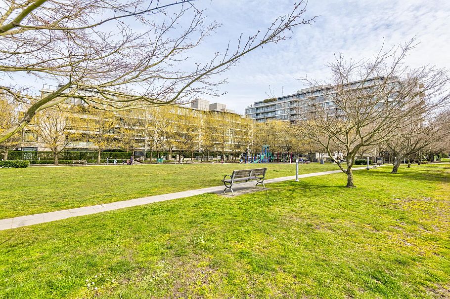 406 888 W 13th Avenue Vancouver, BC - 35